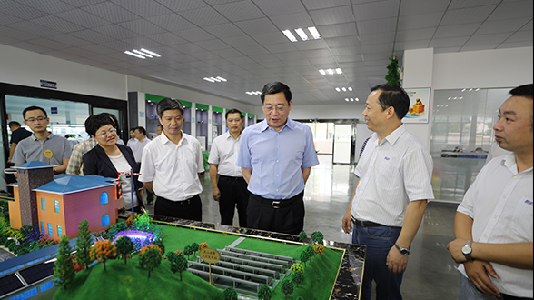 湖南省省委书记杜家豪调研半岛电竞