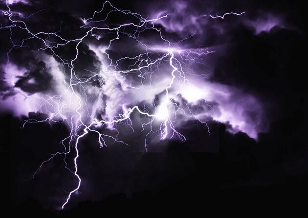 闪电2.jpg 闪电2.jpg