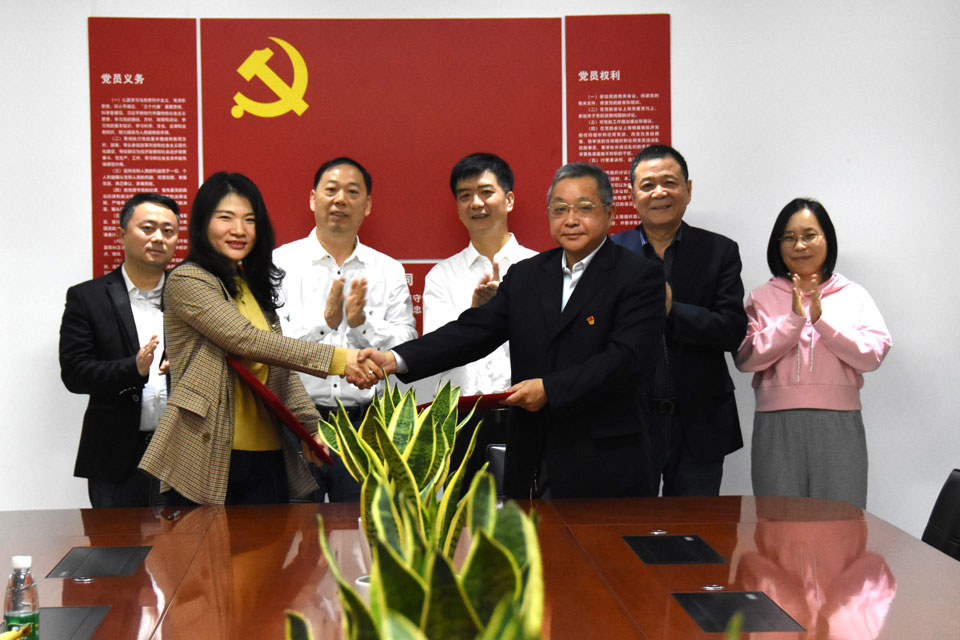 强强联合 共创未来 |半岛电竞防雷与中国能建湖南院签订战略合作协议